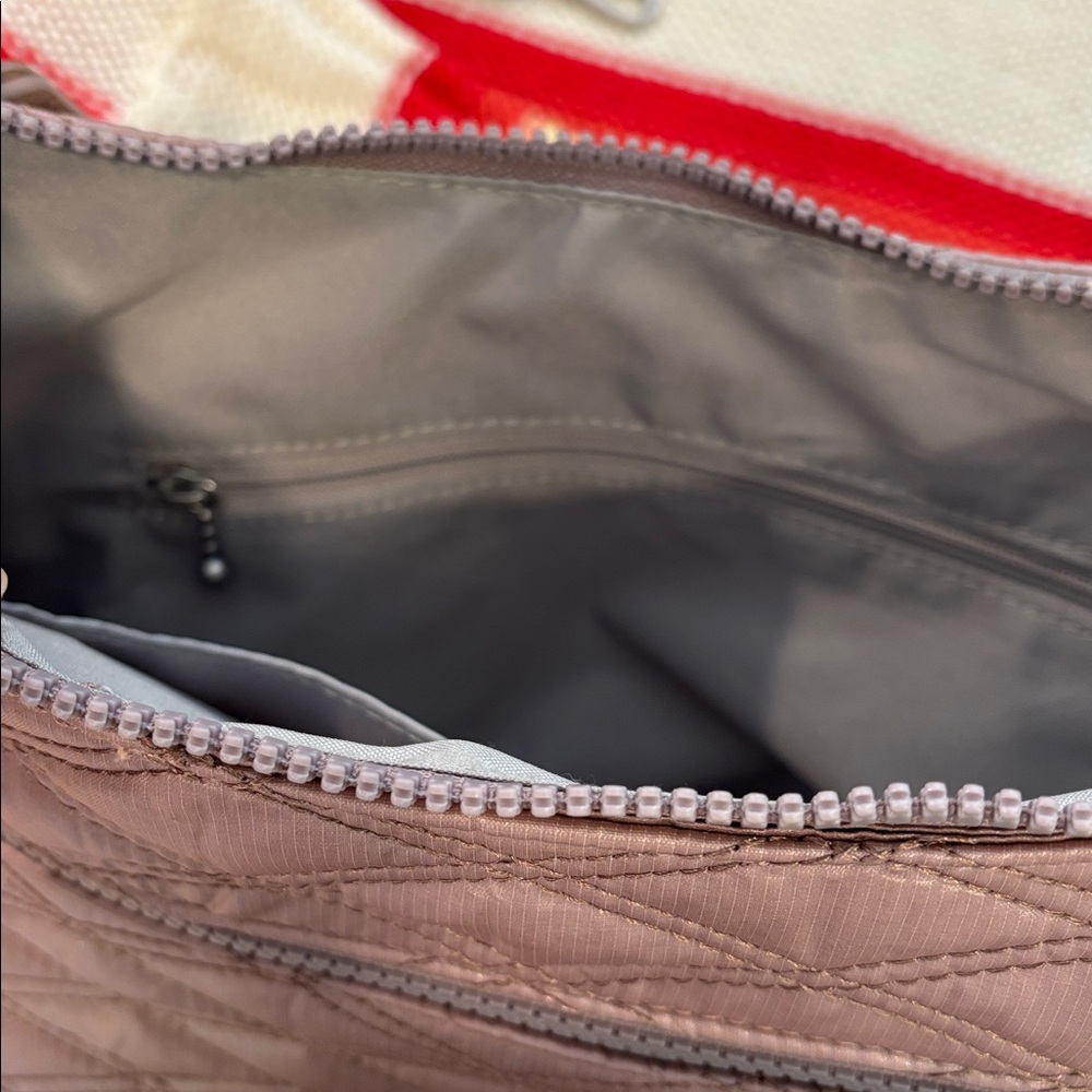 Baggallini Light pink mauve modern quilted nylon crossbody convertible RFID Bag - Picture 14 of 15